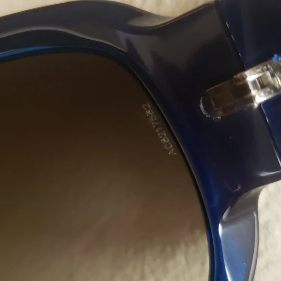 NWT⭐AUTHENTIC CHANEL⭐ Blue Jackie O style STUNNING SOPHISTICATED Sunglasses. - Picture 12 of 16